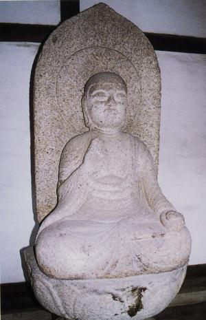 安国寺石造地蔵菩薩坐像