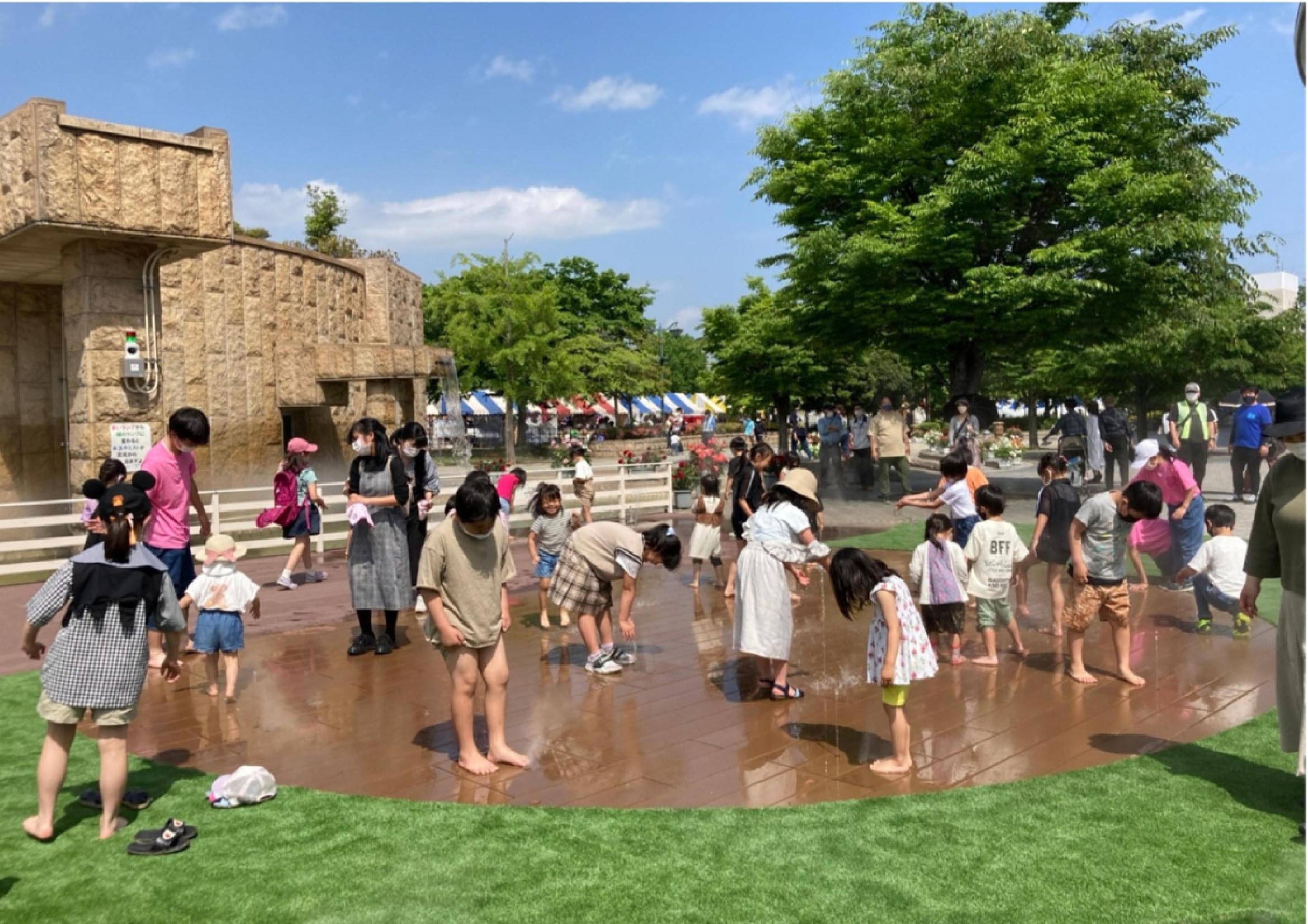 緑町公園の親水広場に噴水オープン