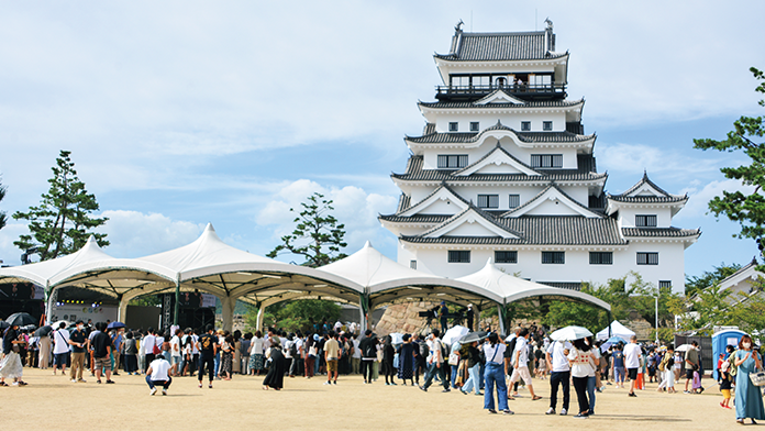 開幕祭の様子