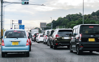 山陽自動車道通行止め時の国道２号の渋滞の様子