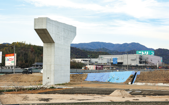 国道2号赤坂バイパス付近の工事の様子