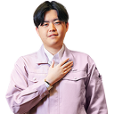 職員の男性の写真