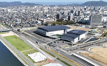 上空から撮影したエフピコアリーナふくやま