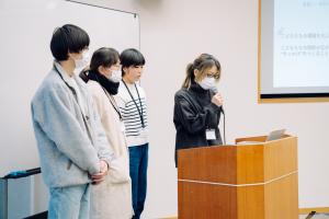 発表の様子