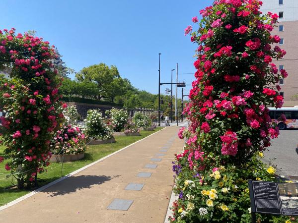 城への誘導