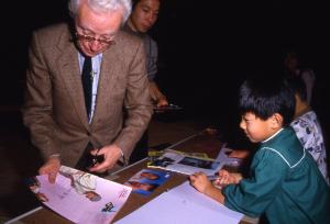1985年東京・こどもの城で開催されたワークショップの様子
