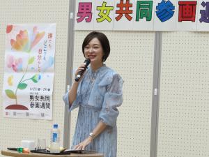 市井紗耶香さん
