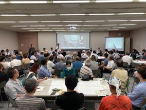 福山駅前広場市民対話集会の様子