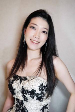 野瀬百合子（ピアノ）