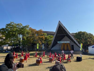 園児たちによる演奏