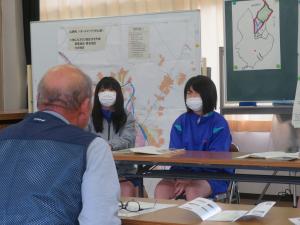 山野交流館インタビューの様子２