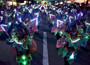 タクロバン市　サングヤウ祭（6月）の写真