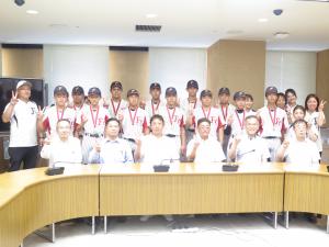 JA共済トーナメント 日本リトルシニア中学硬式野球協会 第16回林和男旗杯野球大会 出場結果報告に伴う表敬訪問の写真