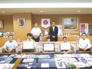 第53回 少林寺流錬心舘 全国空手道選手権大会 出場結果報告に伴う表敬訪問の写真