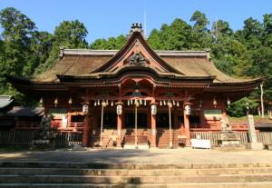 吉備津神社本殿