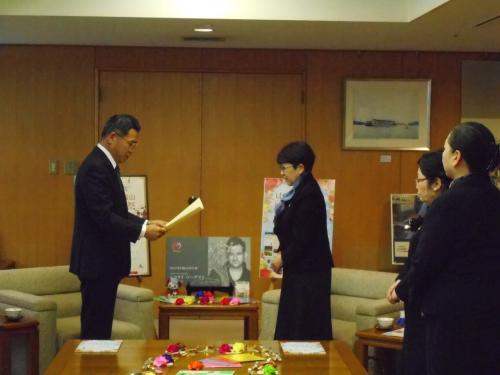 福山商工会議所女性会からの寄附写真