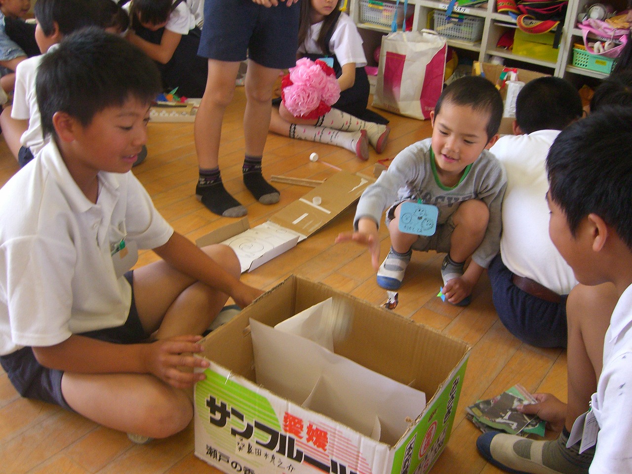 小学校との交流の写真