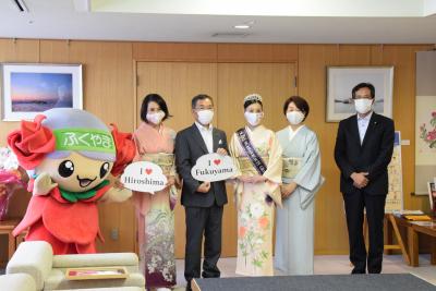 ミズアジアンビューティー日本大会エントリー募集に伴う表敬訪問の写真