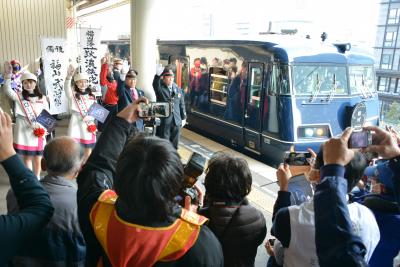 １２時３０分～　「WEST　EXPRESS　銀河」福山駅歓迎セレモニー開催の写真