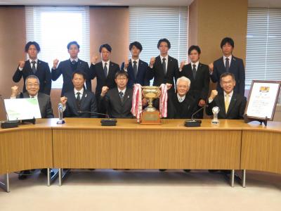 福山大学学友会サッカー部全国大会出場に伴う表敬訪問の写真