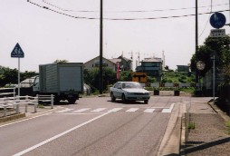 都市計画道路本庄坪生線（坪生町二丁目地内）