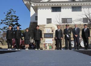 Ｇ７サミットカウントダウンボード除幕式の写真