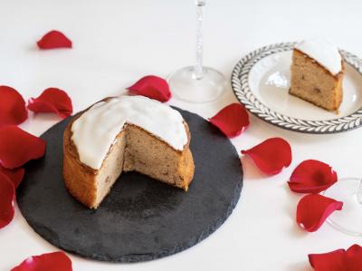 「薔薇花壇～ばらのコンフィチュールバターケーキ」の写真